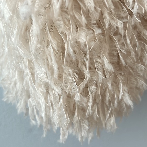 Free People • NWT Ivory Cream Feather Flutter Sweatshirt Size Medium - Picture 16 of 17